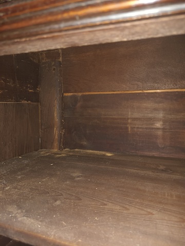 Restauration d’un meuble cabinet Renaissance – Avant / Après
